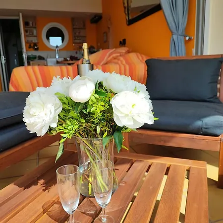 Au Bois Joli, Village Naturiste - Grande Terrasse Face A La Apartment