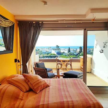 Au Bois Joli, Village Naturiste - Grande Terrasse Face A La Apartmán *